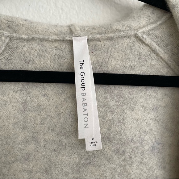 The Group by Babaton Ammonius Sweater Size Small - Picture 2 of 5